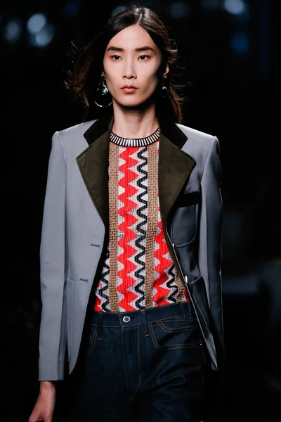 Look 35